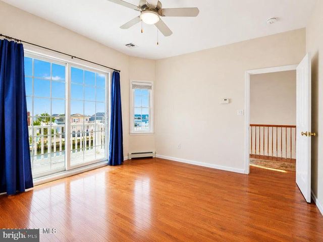 232 MONTCLAIR RD S, Barnegat, NJ 08005