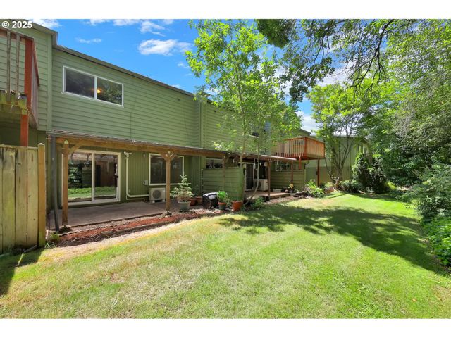 1308 QUAKER St, Eugene, OR 97402
