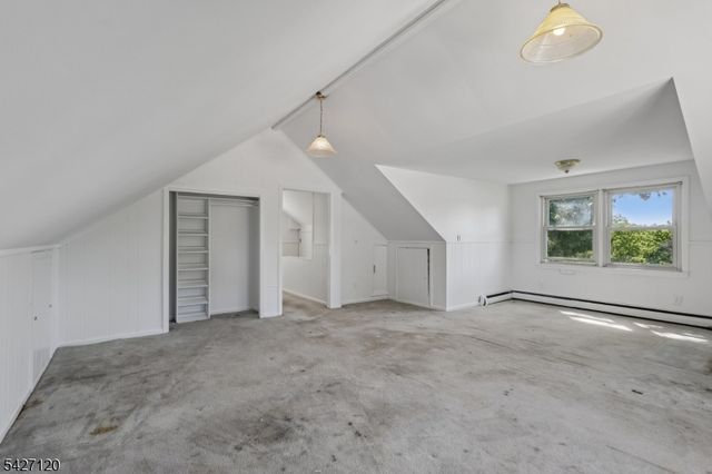 24 Wilton Ter, Verona Twp., NJ 07044