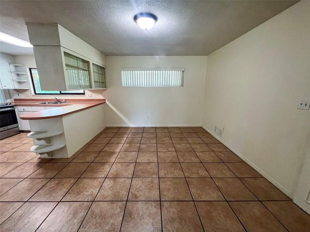 3524 NW 12TH AVENUE, Gainesville, FL 32605