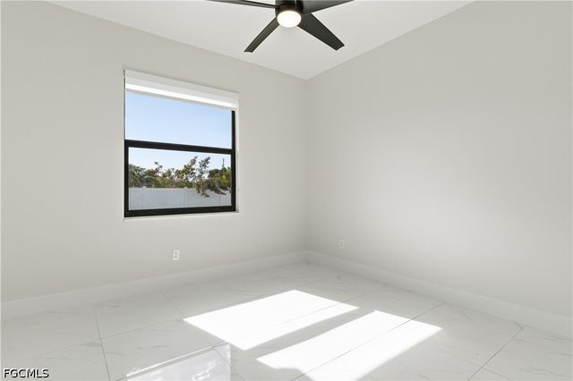 1442 NE 33rd LN, Cape Coral, FL 33909
