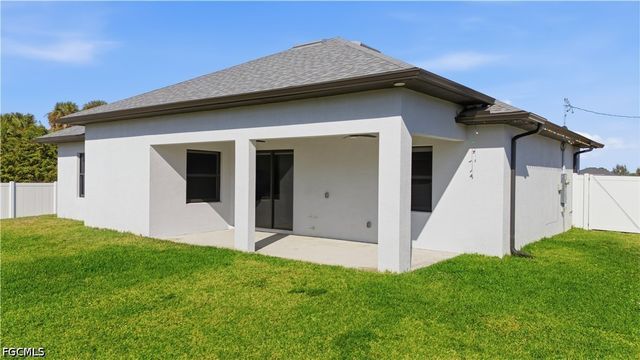1442 NE 33rd LN, Cape Coral, FL 33909