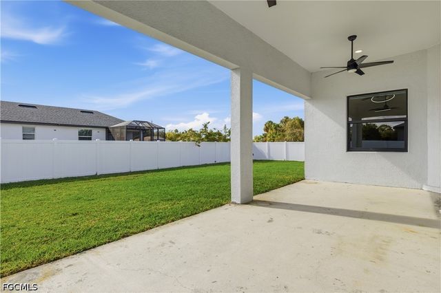 1442 NE 33rd LN, Cape Coral, FL 33909