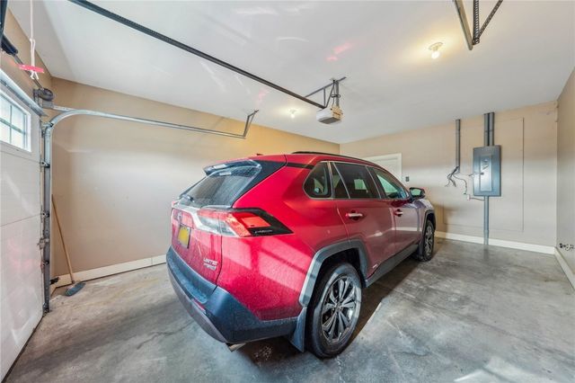 5111 Red Oak Lane, Batavia, NY 14020