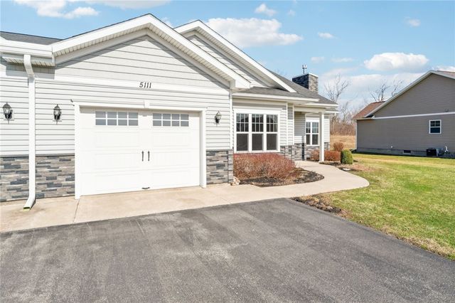 5111 Red Oak Lane, Batavia, NY 14020