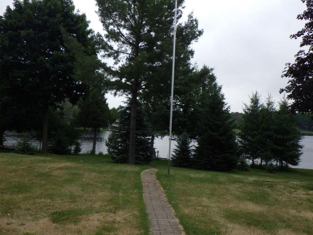305 RIVERVIEW DRIVE, Marion, WI 54950
