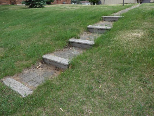 305 RIVERVIEW DRIVE, Marion, WI 54950