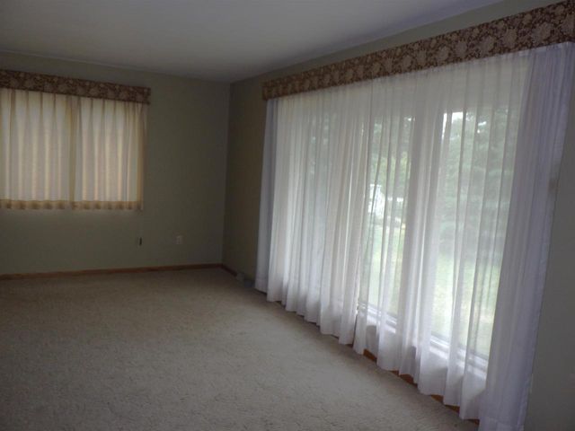 305 RIVERVIEW DRIVE, Marion, WI 54950
