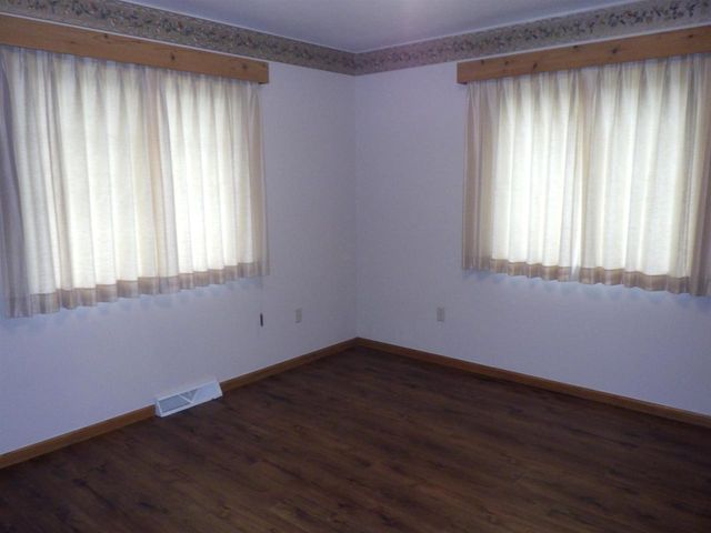 305 RIVERVIEW DRIVE, Marion, WI 54950