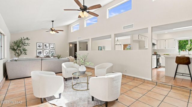 5620 N Barrasca Avenue, Tucson, AZ 85750