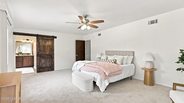 5620 N Barrasca Avenue, Tucson, AZ 85750