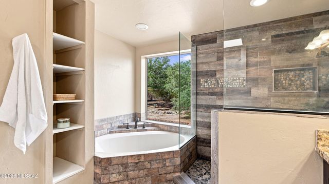 5620 N Barrasca Avenue, Tucson, AZ 85750