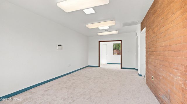 5620 N Barrasca Avenue, Tucson, AZ 85750