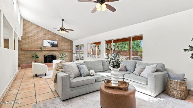 5620 N Barrasca Avenue, Tucson, AZ 85750