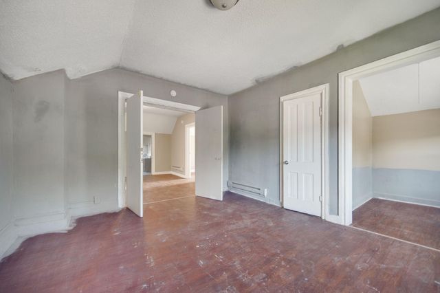 955 Burr Street, Saint Paul, MN 55130