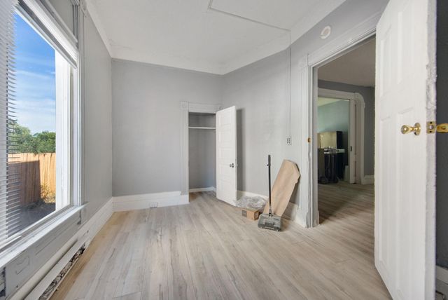 955 Burr Street, Saint Paul, MN 55130