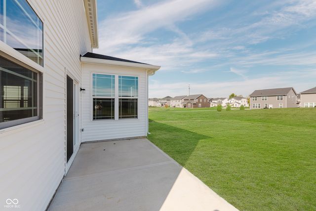 6826 Seabiscuit Road, Whitestown, IN 46075