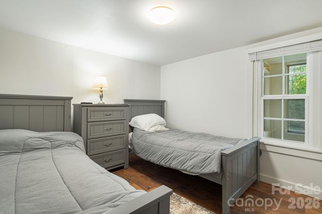 456 Maney Branch Road, Burnsville, NC 28714