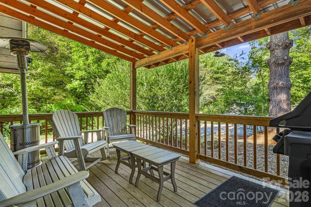 456 Maney Branch Road, Burnsville, NC 28714