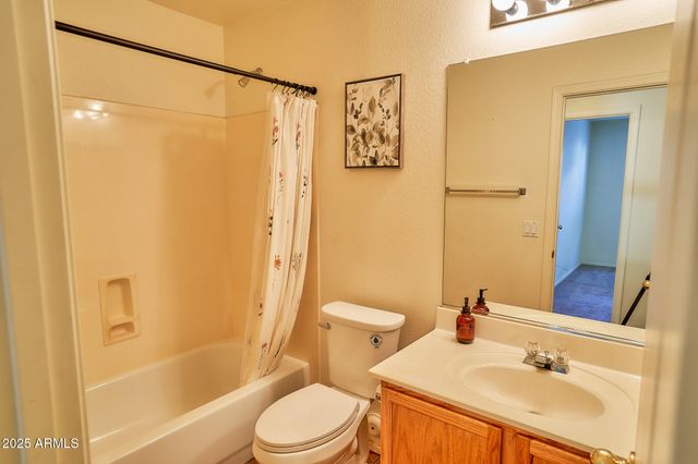 30496 N MAPLE CHASE Drive, San Tan Valley, AZ 85143