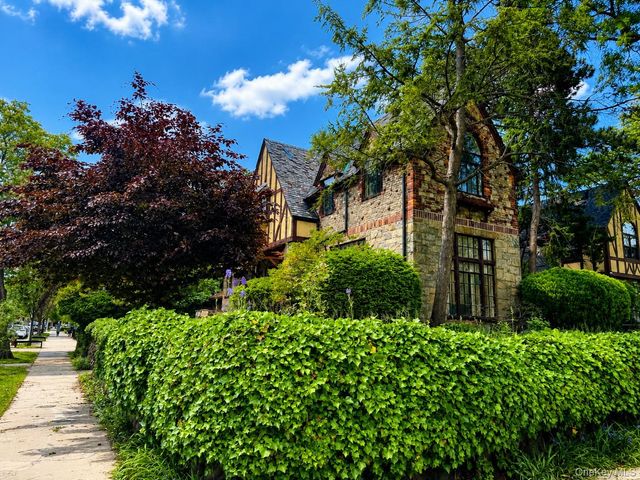 32-29 Parsons Boulevard, Flushing, NY 11354