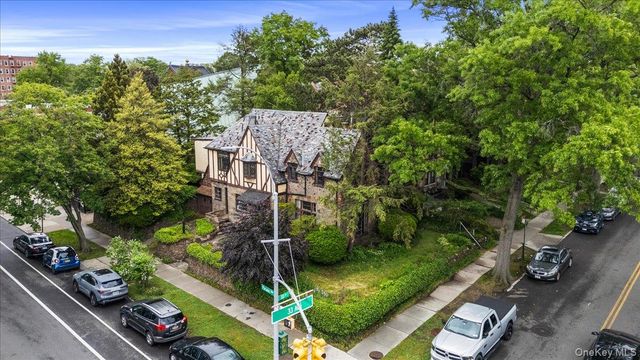 32-29 Parsons Boulevard, Flushing, NY 11354