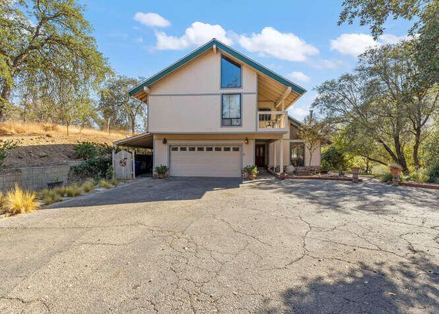 43812 S Fork Drive, Three Rivers, CA 93271