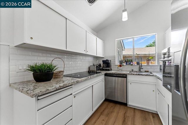 3275 Annapolis Ave, Richmond, CA 94806