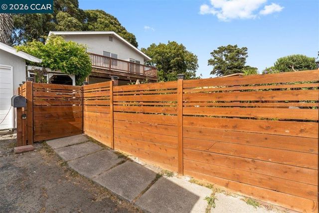 3275 Annapolis Ave, Richmond, CA 94806