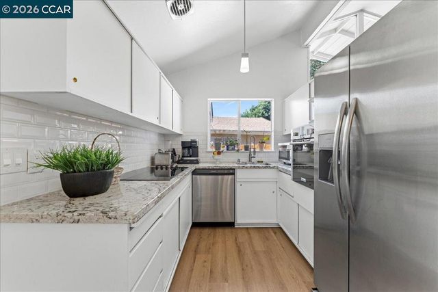 3275 Annapolis Ave, Richmond, CA 94806