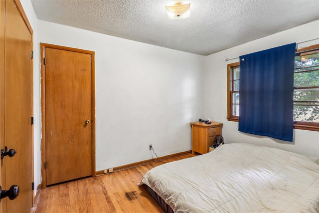 2443 Garfield Avenue, Des Moines, IA 50317