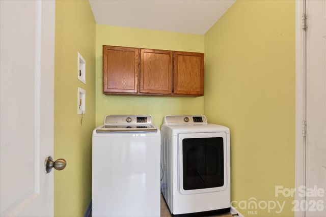 1533 Bray Drive, Charlotte, NC 28214
