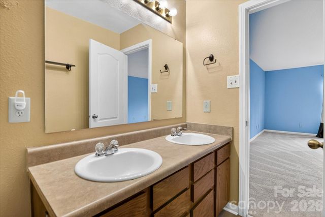 1533 Bray Drive, Charlotte, NC 28214