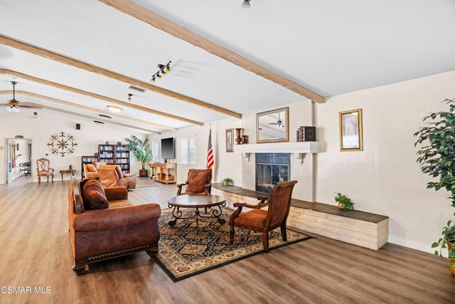 195 Tierra Rejada Road 52, Simi Valley, CA 93065