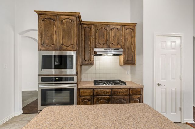 9 Roosevelt Court, Mansfield, TX 76063