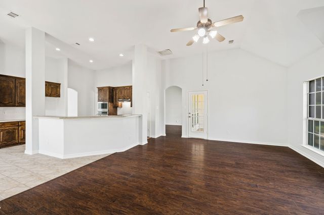 9 Roosevelt Court, Mansfield, TX 76063
