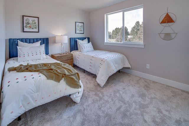 61201 NE Snow Owl Street, Bend, OR 97701