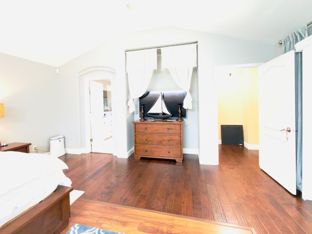 1555 E Emerald Avenue, Fresno, CA 93720