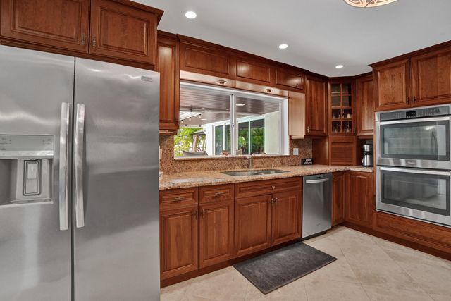 411 SW 18th Court, Pompano Beach, FL 33060