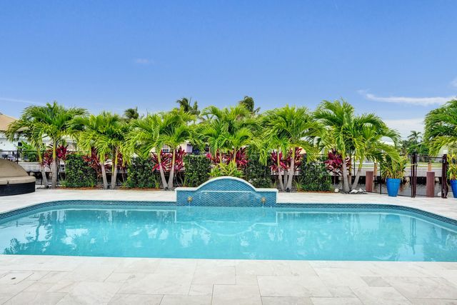 411 SW 18th Court, Pompano Beach, FL 33060