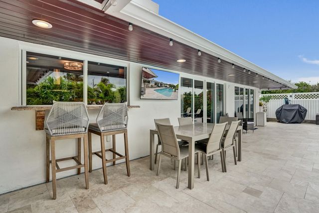 411 SW 18th Court, Pompano Beach, FL 33060