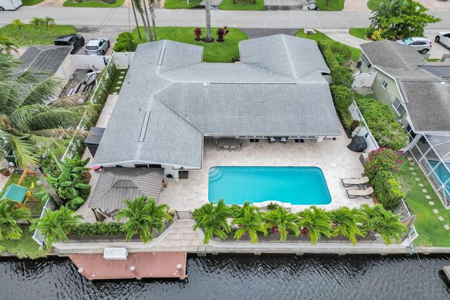 411 SW 18th Court, Pompano Beach, FL 33060