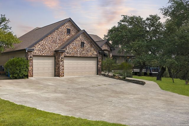 192 Windmill Way, Spring Branch, TX 78070