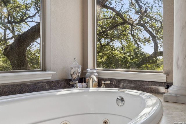192 Windmill Way, Spring Branch, TX 78070