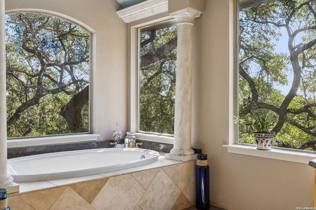 192 Windmill Way, Spring Branch, TX 78070