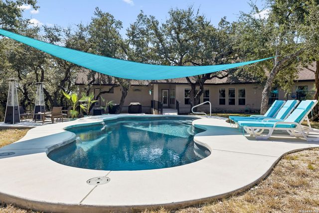 192 Windmill Way, Spring Branch, TX 78070