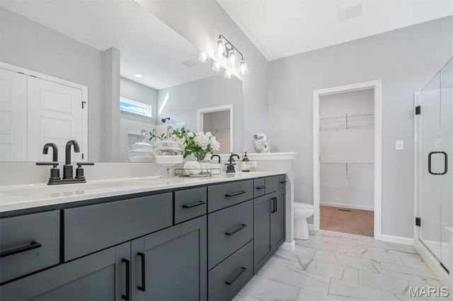 533 Ryehill Drive, St Peters, MO 63376