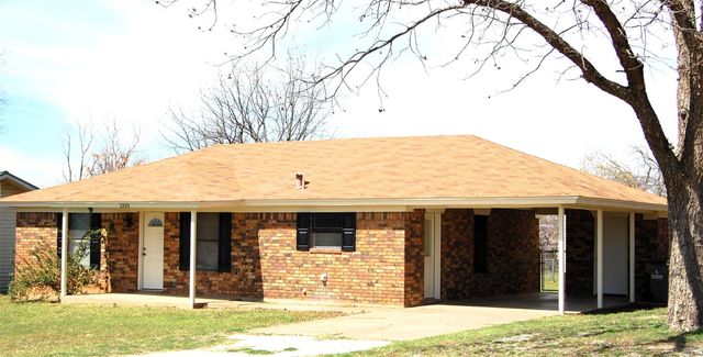 1325 2nd Street, Graham, TX 76450