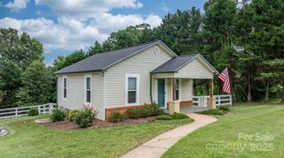 1585 Amherst Road, Morganton, NC 28655