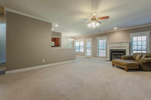 3211 Moonlighting Place Drive, Bryant, AR 72022